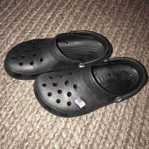 Black Crocs